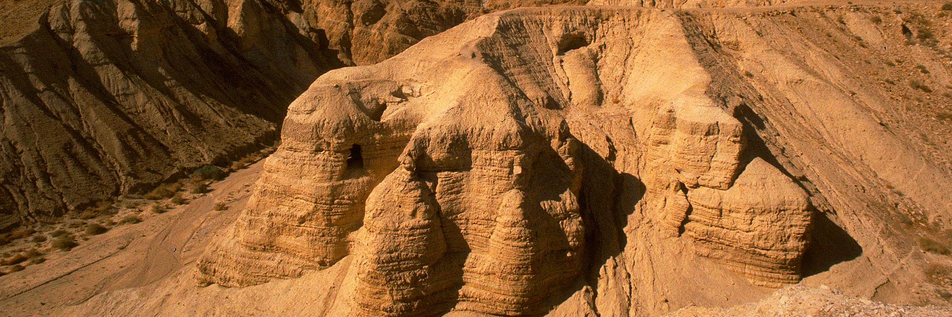 "ציוני דרך" ורשות העתיקות יוצאות בתכנית לאומית לחפירת מערות מדבר יהודה ולהצלת המגילות הגנוזות משוד
